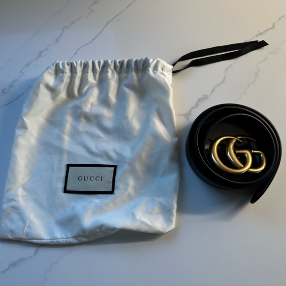 Black leather Gucci belt with gold buckle. - Picture 1 of 1